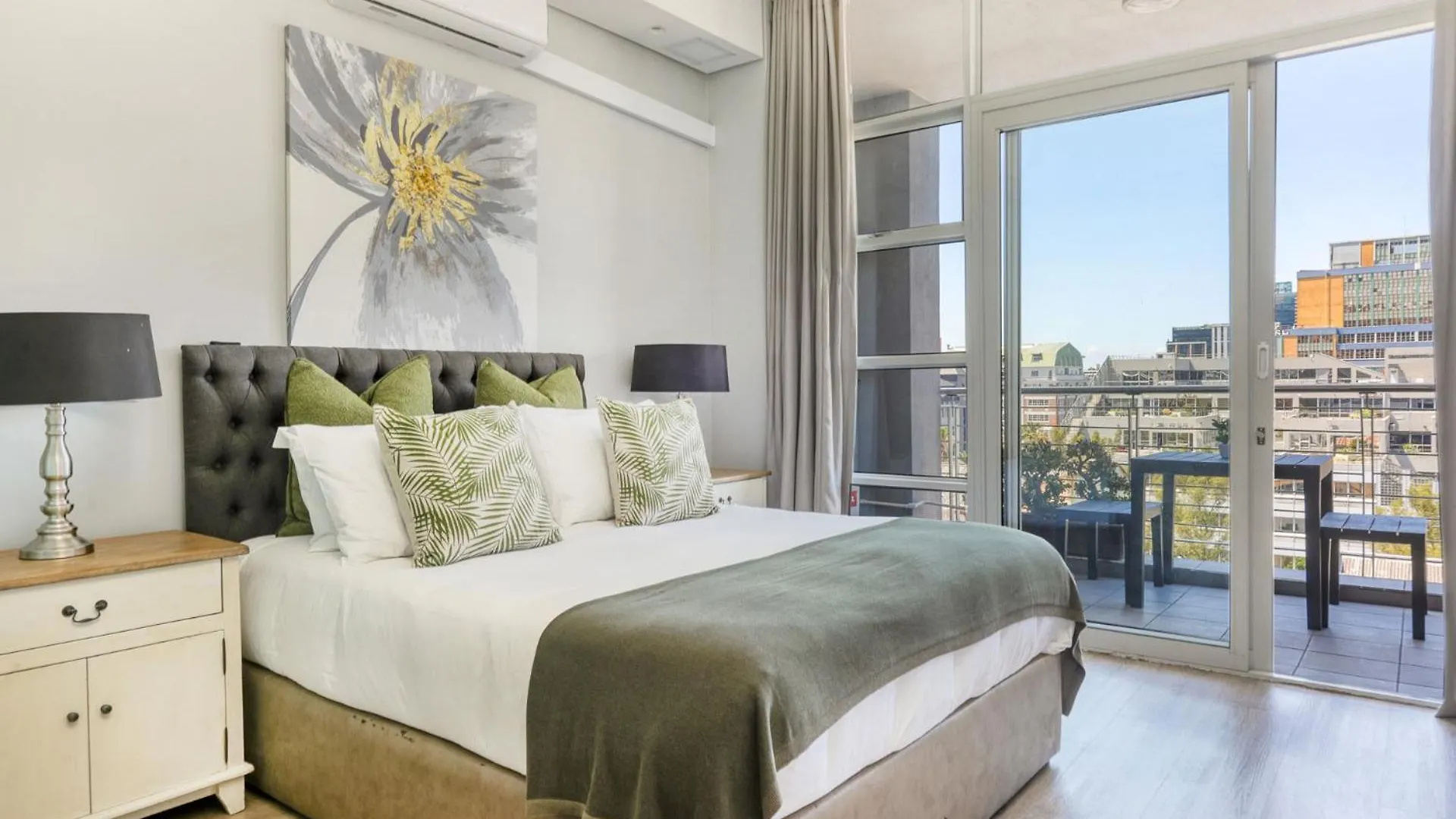 Backup-Powered Balcony Apartment Cape Town