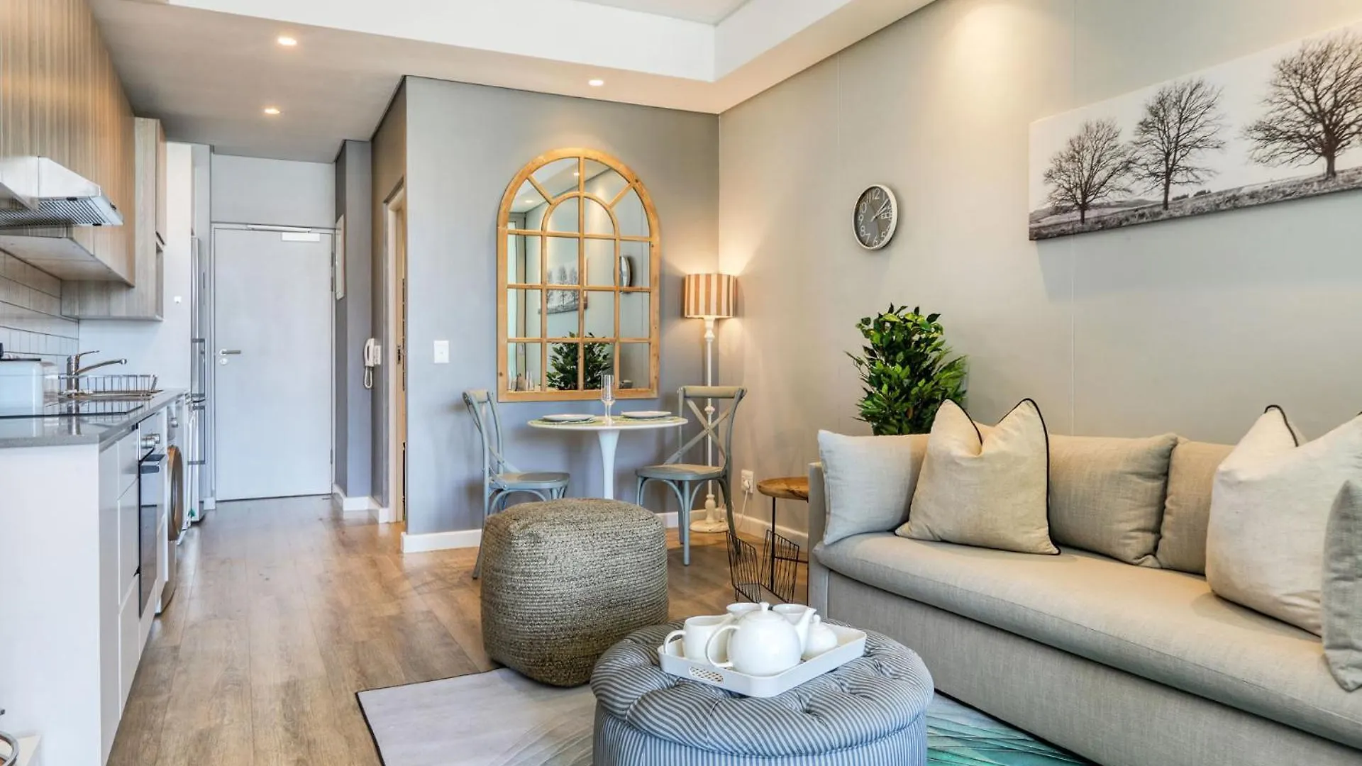 Backup-Powered Balcony Apartment Cape Town South Africa
